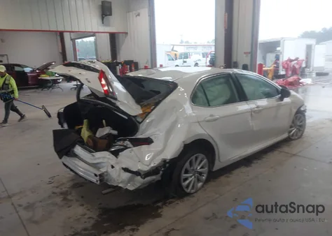 2023 Toyota Camry Le из США, поврежденный, VIN 4T1C11AK7PU782327